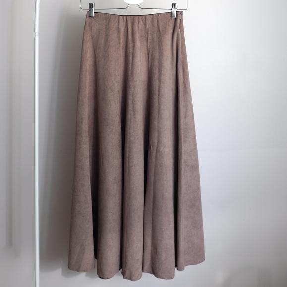 OAK+FORT Suede Skirt - Picture 2 of 2